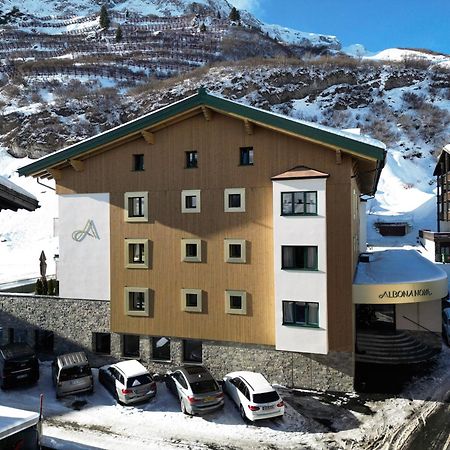 Hotel Albona Nova Zuers Ngoại thất bức ảnh