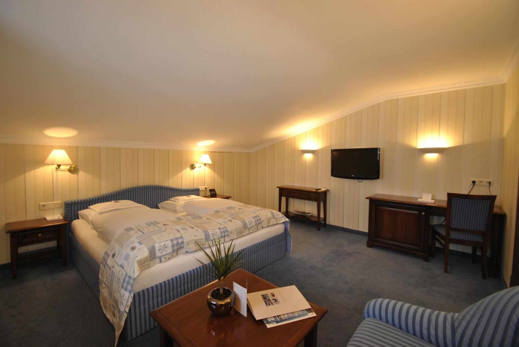 Hotel Albona Nova Zuers Ngoại thất bức ảnh
