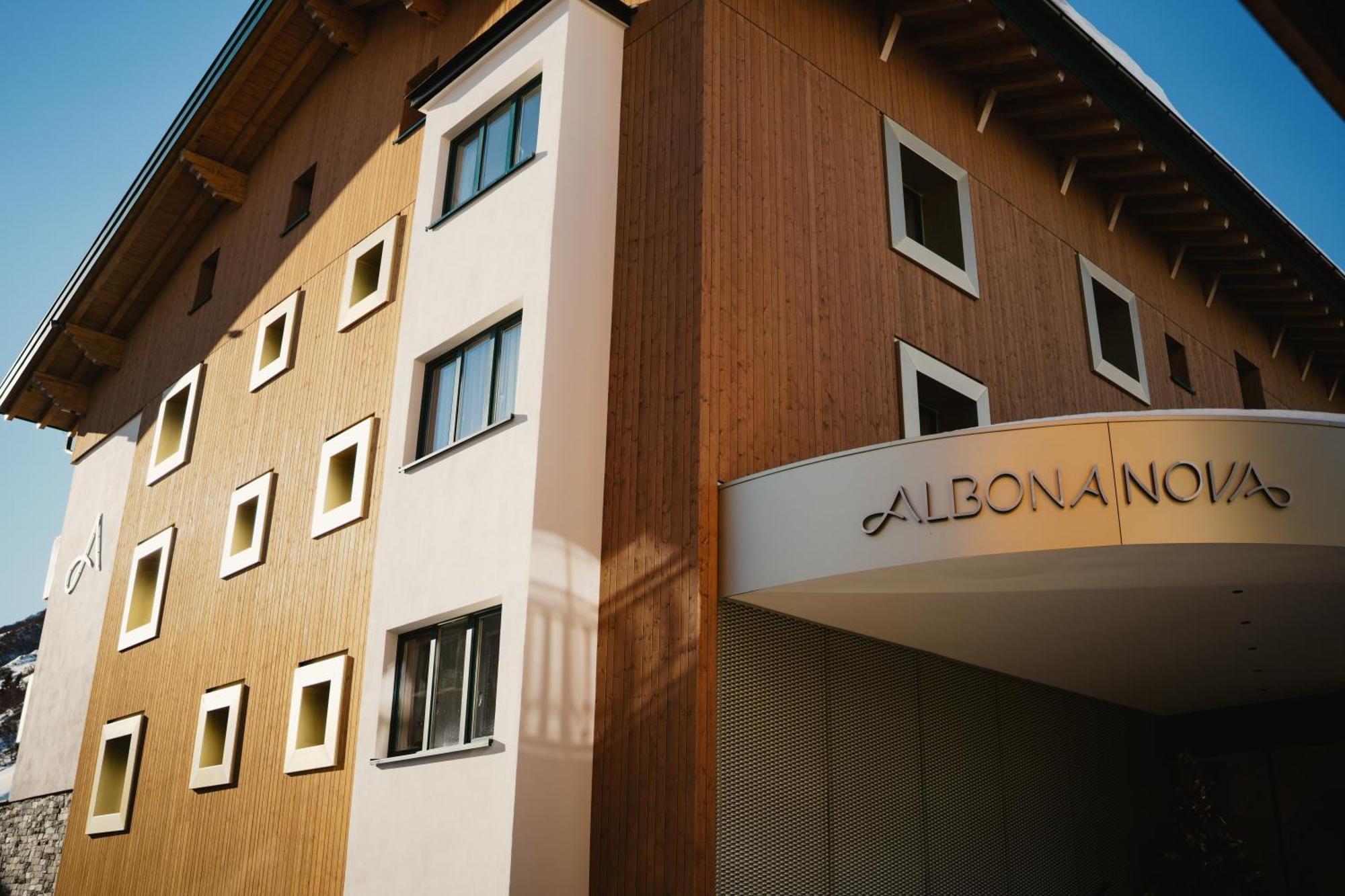 Hotel Albona Nova Zuers Ngoại thất bức ảnh