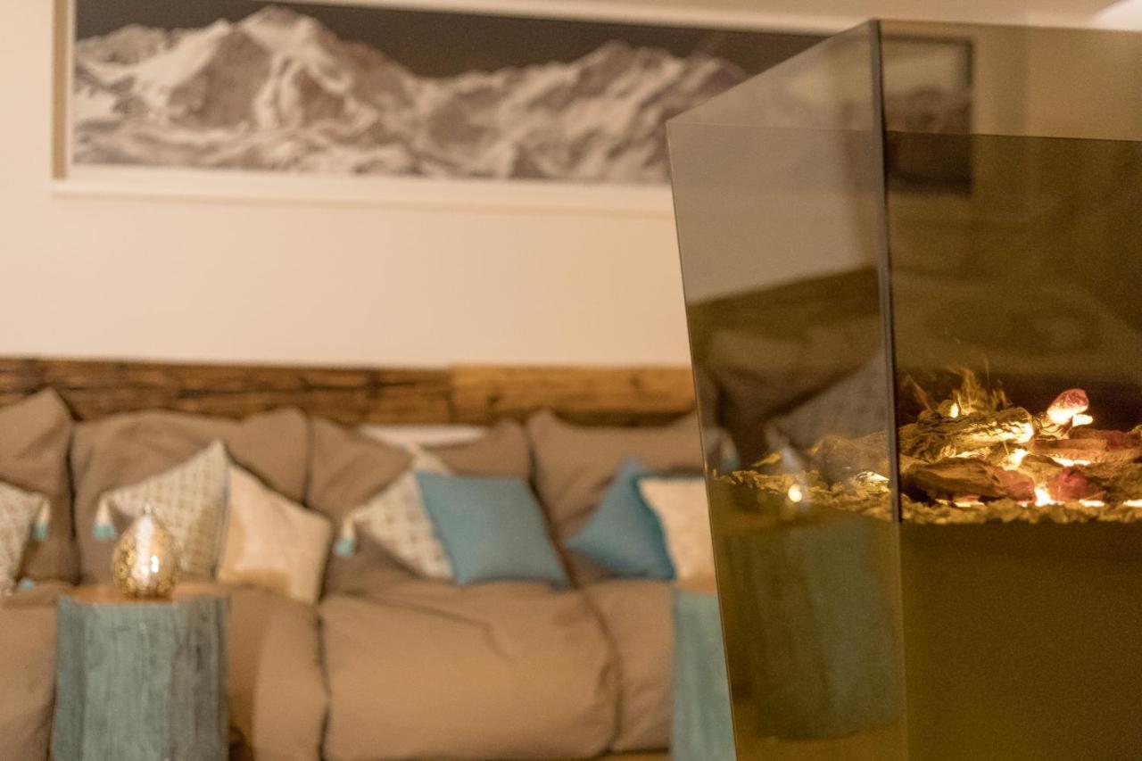 Hotel Albona Nova Zuers Ngoại thất bức ảnh
